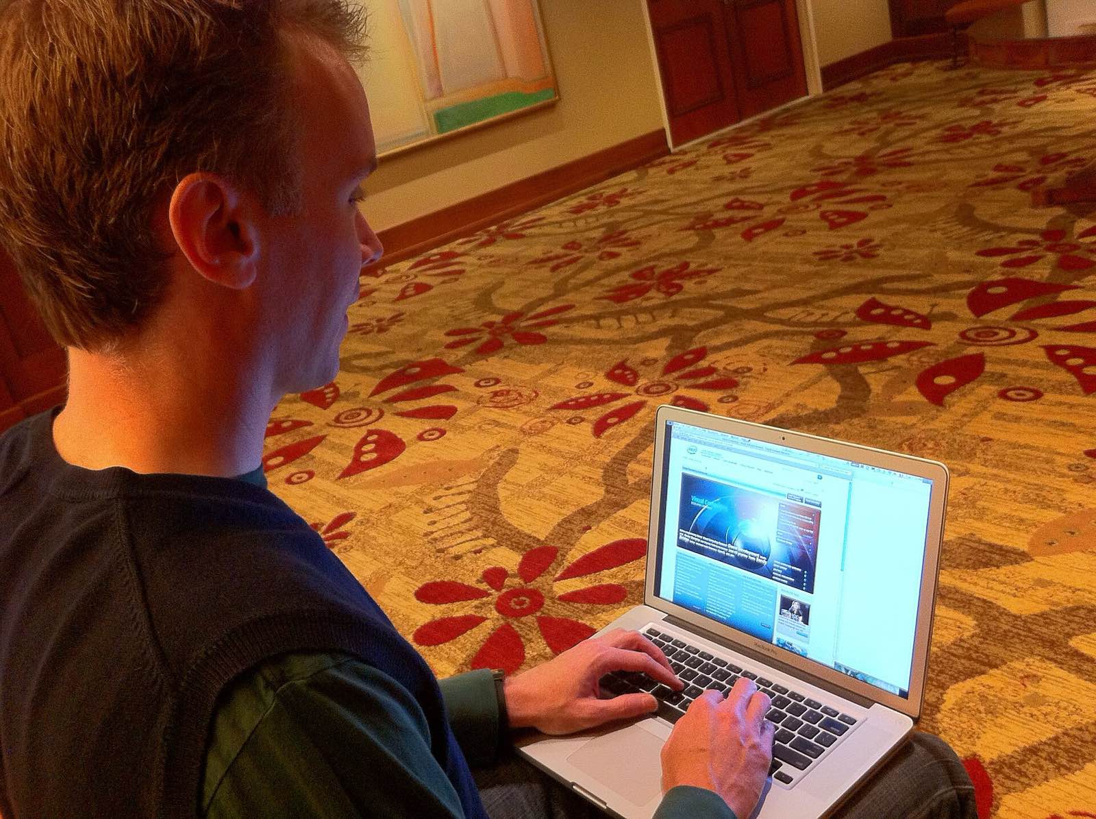 Aaron Tersteeg is Software Developer Program Manager at Intel’s Software and Services Group. He joined an earlier, small-scale Mac pilot program in 2006. Since then, he says he has