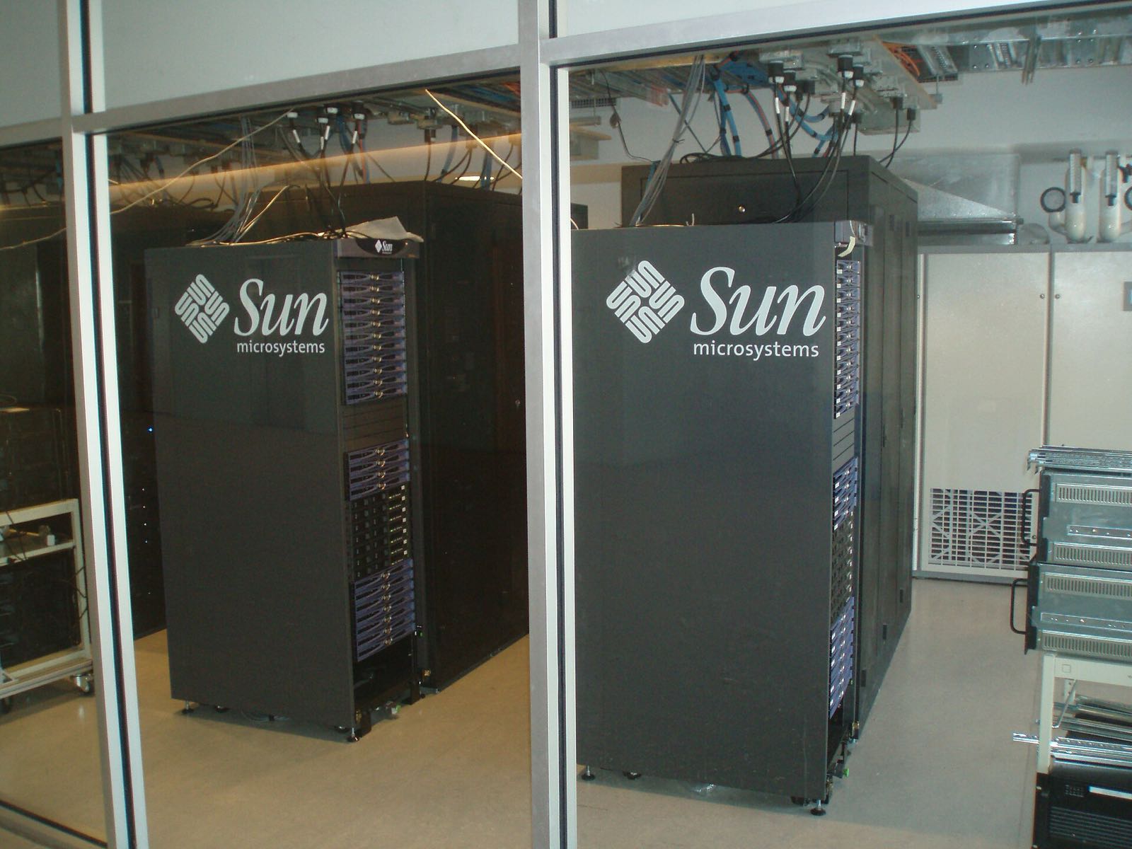 Sun Rack Mount Servers